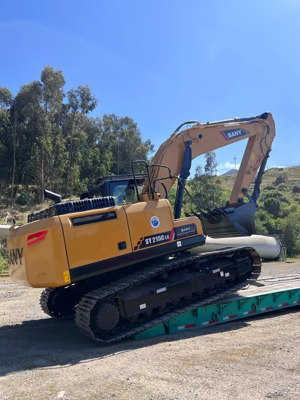 Desconsolidado de maquinaria en San Antonio: eficiencia y compromiso 🚜